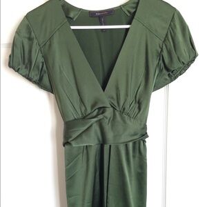 BCBGMAXAZRIA green satin deep v blouse MEDIUM